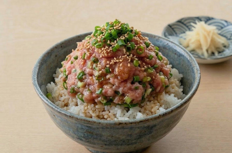 Raw Tuna with Spring Onion Rice Bowl
