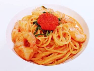 Mentaiko and Shrimps Creamy Pasta vwith Perilla